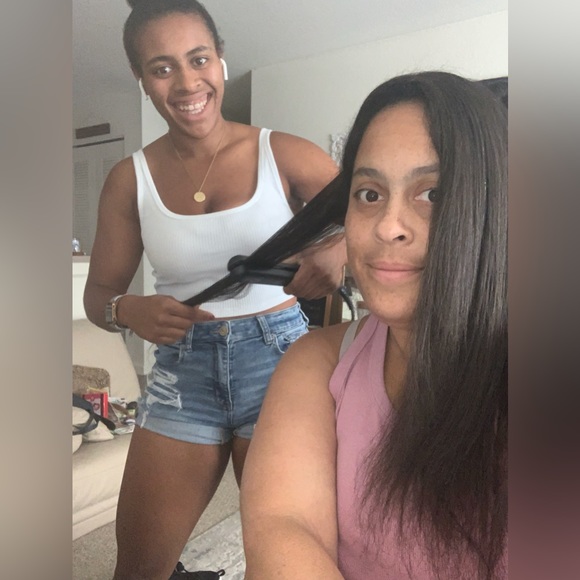 I’M LIVE!!! Please Like this Listing for LIVE show notifications - Picture 8 of 12